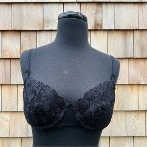 Y2K Victoria’s Secret Black Tulip Lace Bra, 38B